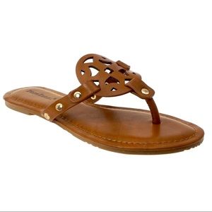 Pierre dumas sandal from buckle size 7